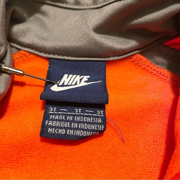Nike Zip Up Kids 3T Sweater - Picture 3 of 16